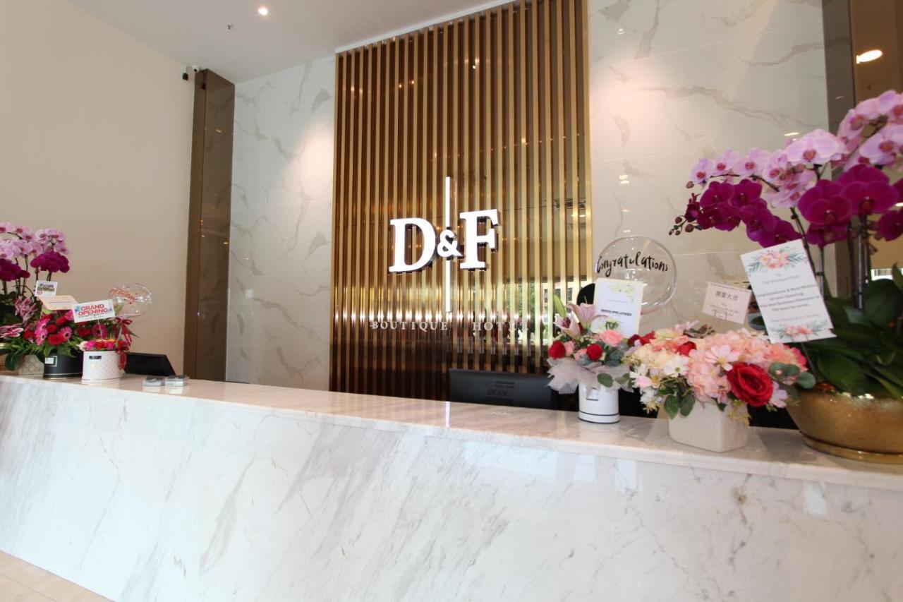 D&F บูทิก โฮเต็ล เซเรมบัน 2 Hotel ภายนอก รูปภาพ