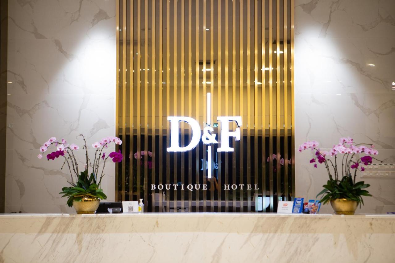 D&F บูทิก โฮเต็ล เซเรมบัน 2 Hotel ภายนอก รูปภาพ